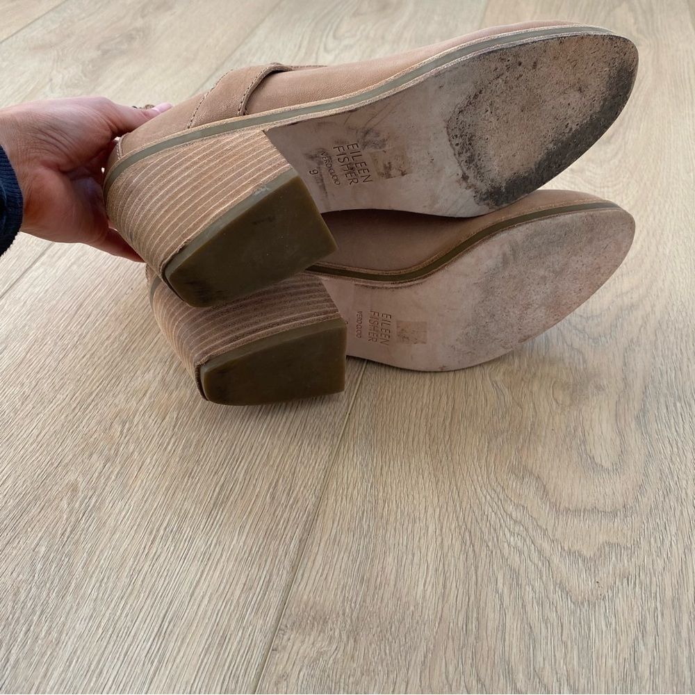 EILEEN FISHER Derby Ankle Booties Tan Wedge Heeled Booties - Picture 9 of 9